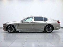 BMW 7 Series 730Li Luxury Package - фото 5