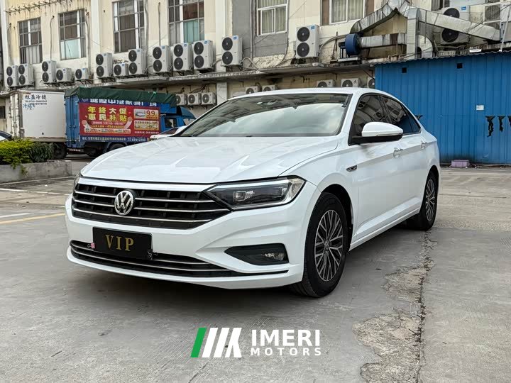 Volkswagen Sagitar 280TSI DSG 30th Anniversary Edition - автомобиль из Китая