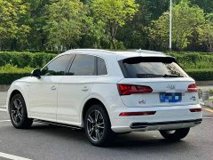 Audi Q5L 2020 40 TFSI enjoys fashionable style - фото 18