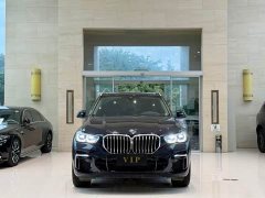BMW X5 xDrive 30Li Exclusive M Sports Package - фото 2