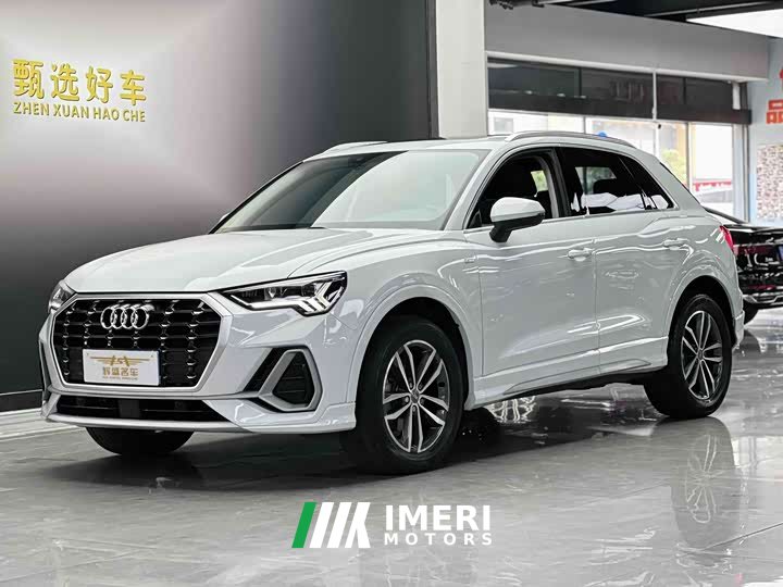 Audi Q3 35 TFSI aggressive and dynamic - автомобиль из Китая