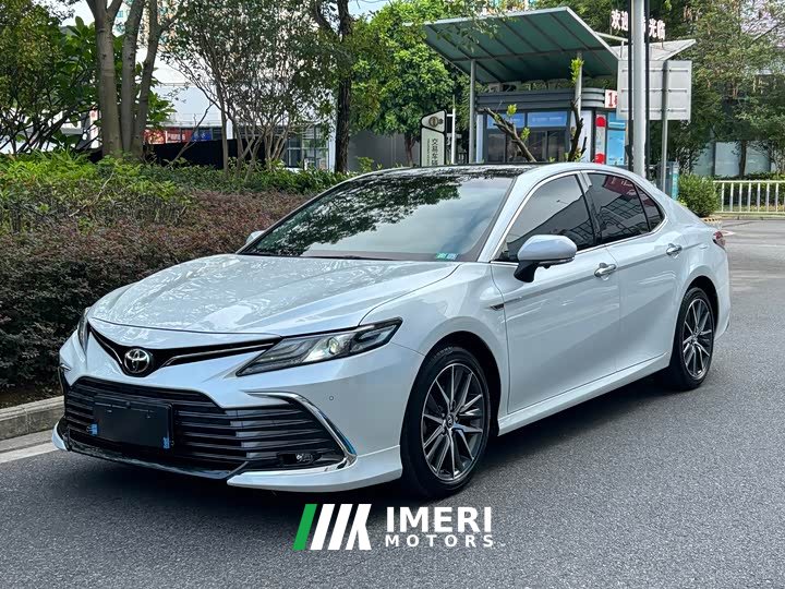Toyota Camry 2021 2.5G Deluxe Edition - автомобиль из Китая