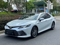 Toyota Camry 2021 2.5G Deluxe Edition - фото 1