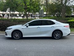 Toyota Camry 2021 2.5G Deluxe Edition - фото 10