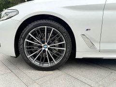 BMW 5 Series 530Li Leading M Sports Package - фото 18