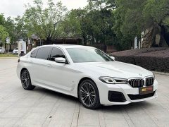 BMW 5 Series 530Li Leading M Sports Package - фото 3