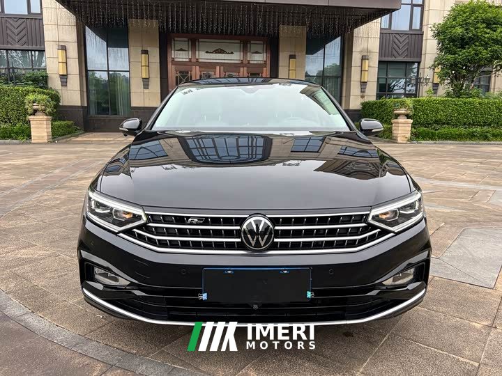 Volkswagen Magotan 2023 2 Million Edition 330TSI DSG Luxury - автомобиль из Китая