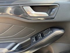 Ford Focus Hatchback EcoBoost 180 Automatic NeochaEDGE - фото 17