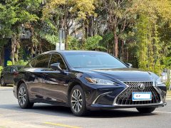 Lexus ES 200 Excellence Edition - фото 3