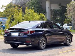 Lexus ES 200 Excellence Edition - фото 6