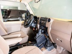 Toyota Land Cruiser (imported) LC78 2024 4.0L Middle East version - фото 9