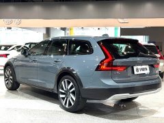 Volvo V90 Cross Country B5 AWD Zhiyuan Edition - фото 6