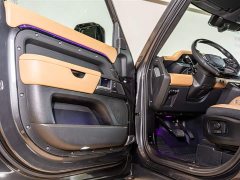 Land Rover Defender 110 3.0T P400 Dark Special Edition - фото 7