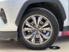 Toyota RAV4 Rongfang 2023 2.0L CVT two-wheel drive 20th anniversary platinum commemorative edition - фото 12