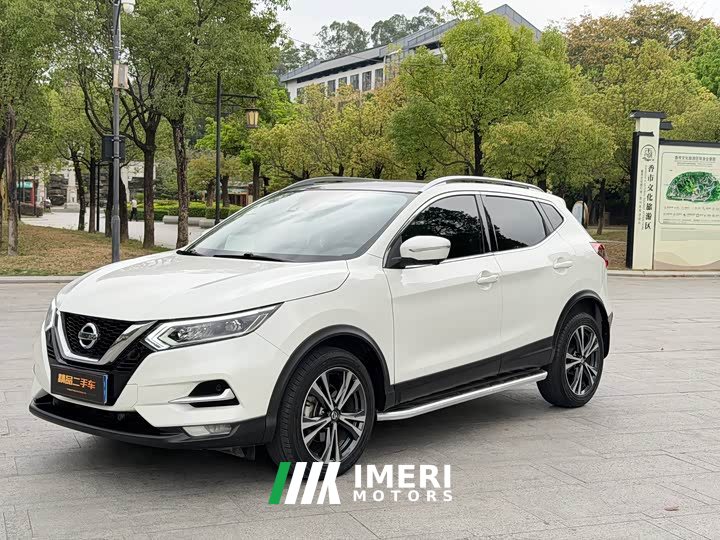 Nissan Qashqai 2022 2.0L CVT XV Prem Deluxe Edition - автомобиль из Китая
