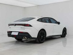 Changan UNI-V 1.5T premium - фото 6