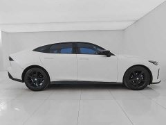 Changan UNI-V 1.5T premium - фото 8
