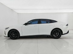 Changan UNI-V 1.5T premium - фото 9