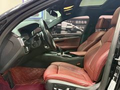 BMW 5 Series 530Li Exclusive M Sports Package - фото 4