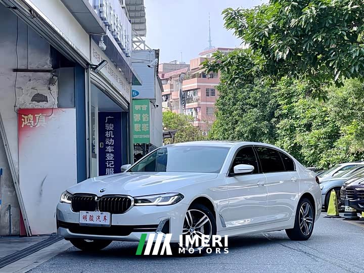 BMW 5 Series 2023 530Li Leading Luxury Package - автомобиль из Китая