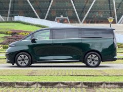 Lynk & Co LEVC L380 2024 140kWh 6-Seater AWD Ultra - фото 5
