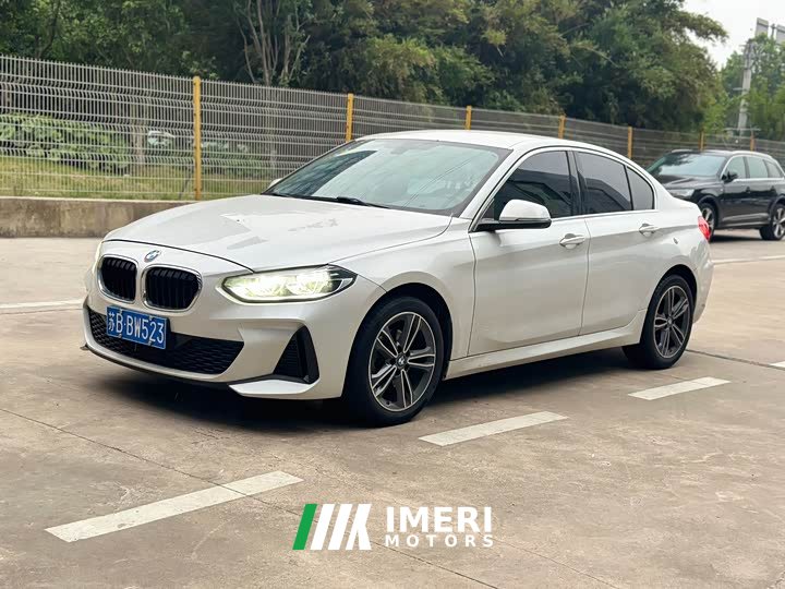 BMW 1 Series 120i M Sports Edition - автомобиль из Китая