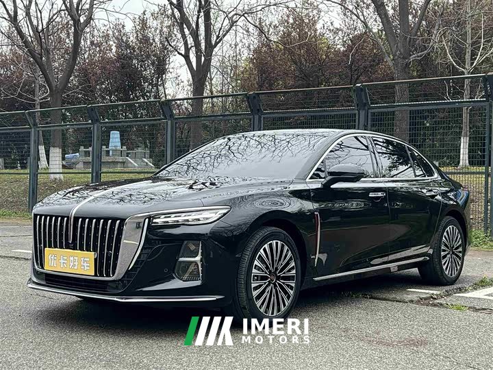 Hongqi H5 2.0T automatic Qichang version - автомобиль из Китая