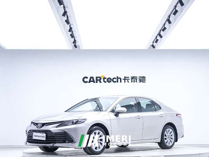 Toyota Camry 2023 2.0G Deluxe Edition - автомобиль из Китая