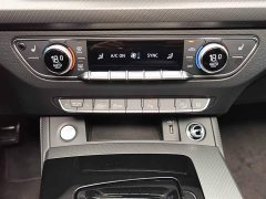 Audi Q5L 45th Anniversary Collector's Edition 40 TFSI Luxurious and Dynamic - фото 16