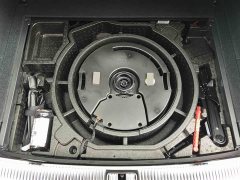 Audi Q5L 45th Anniversary Collector's Edition 40 TFSI Luxurious and Dynamic - фото 7