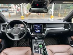 Volvo S60 T4 Momentum Luxury Edition - фото 10