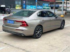 Volvo S60 T4 Momentum Luxury Edition - фото 5