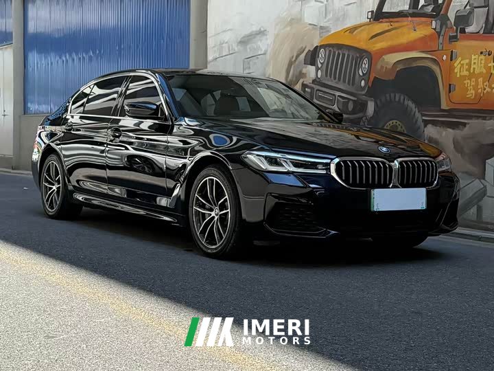 BMW 5 Series New Energy 535Le Luxury Package - автомобиль из Китая