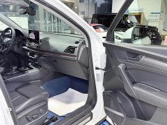 Audi Q5L 45 TFSI Luxury Dynamic - фото 17