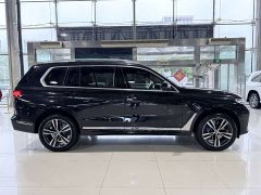 BMW X7 xDrive40i M Sport Package - фото 17