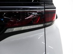 Toyota Wilfa Crown Dual Engine 2.5L Supreme Executive Edition - фото 10