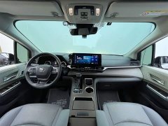 Toyota Grevia 2023 2.5L Hybrid Premium PLUS Edition - фото 10