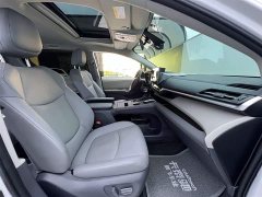 Toyota Grevia 2023 2.5L Hybrid Premium PLUS Edition - фото 15