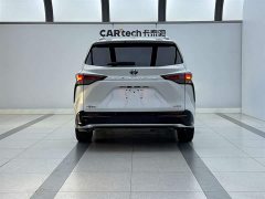 Toyota Grevia 2023 2.5L Hybrid Premium PLUS Edition - фото 3