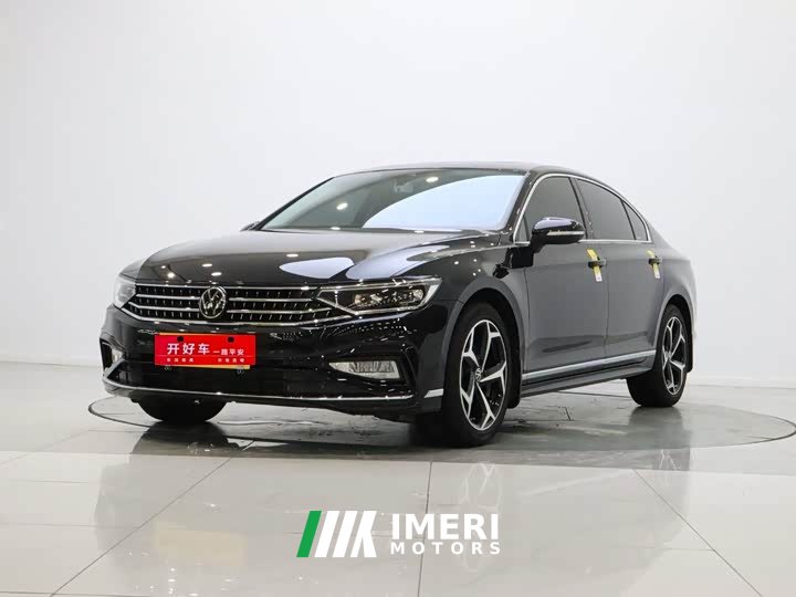 Volkswagen Magotan Year Facelift Enjoy Edition 330TSI DSG Luxury - автомобиль из Китая