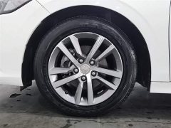 Honda Civic 240TURBO CVT Dynamic Edition - фото 17