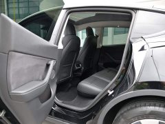 Tesla Model Y long-range all-wheel drive version - фото 5