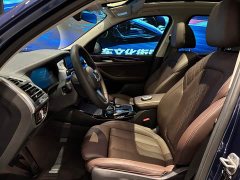 BMW X3 facelift xDrive25i M sports package - фото 9