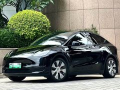 Tesla Model Y 2022 facelift, long-range all-wheel drive version - фото 1