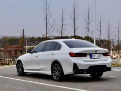 BMW 3 Series 325Li M Sports Package - фото 18