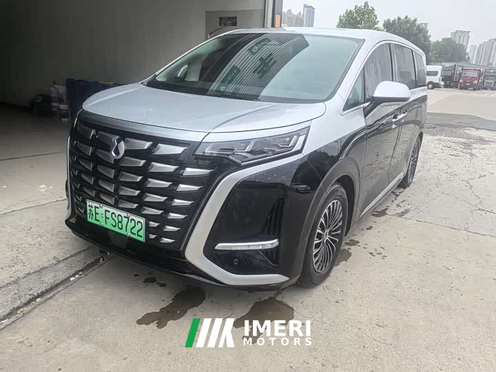 Denza D9 DM-i 980 four-wheel drive flagship - автомобиль из Китая