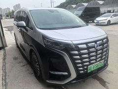Denza D9 DM-i 980 four-wheel drive flagship - фото 3