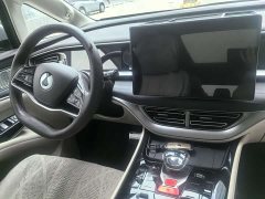 Denza D9 DM-i 980 four-wheel drive flagship - фото 5