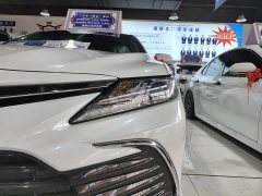 Toyota Camry 2.0GVP Leading Edition - фото 16