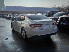 Toyota Camry 2.0GVP Leading Edition - фото 7